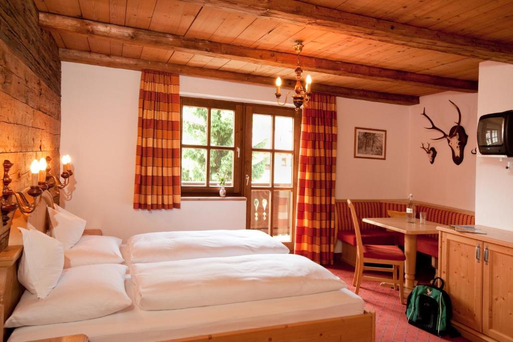 Hotel Kirchenwirt Kirchberg in Tirol Exterior foto